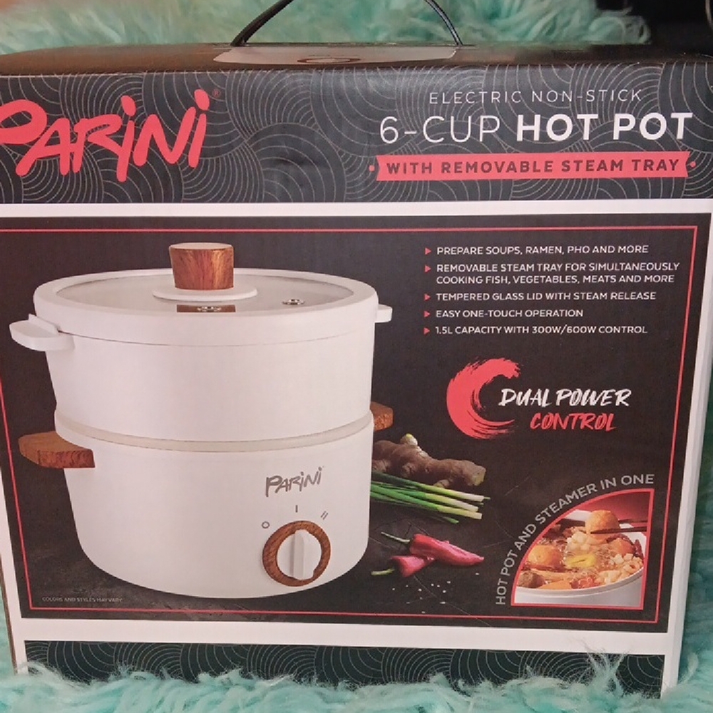 White Electric Non-Stick Hot Pot with Removable Steam Tray